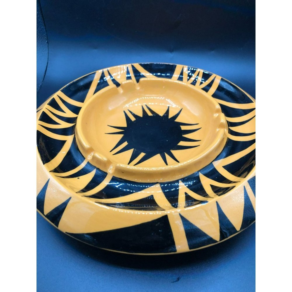 Hand-Painted Ashtray / Trinket Dish, R. Laner UTE Mountain Ute Tribe Pottery